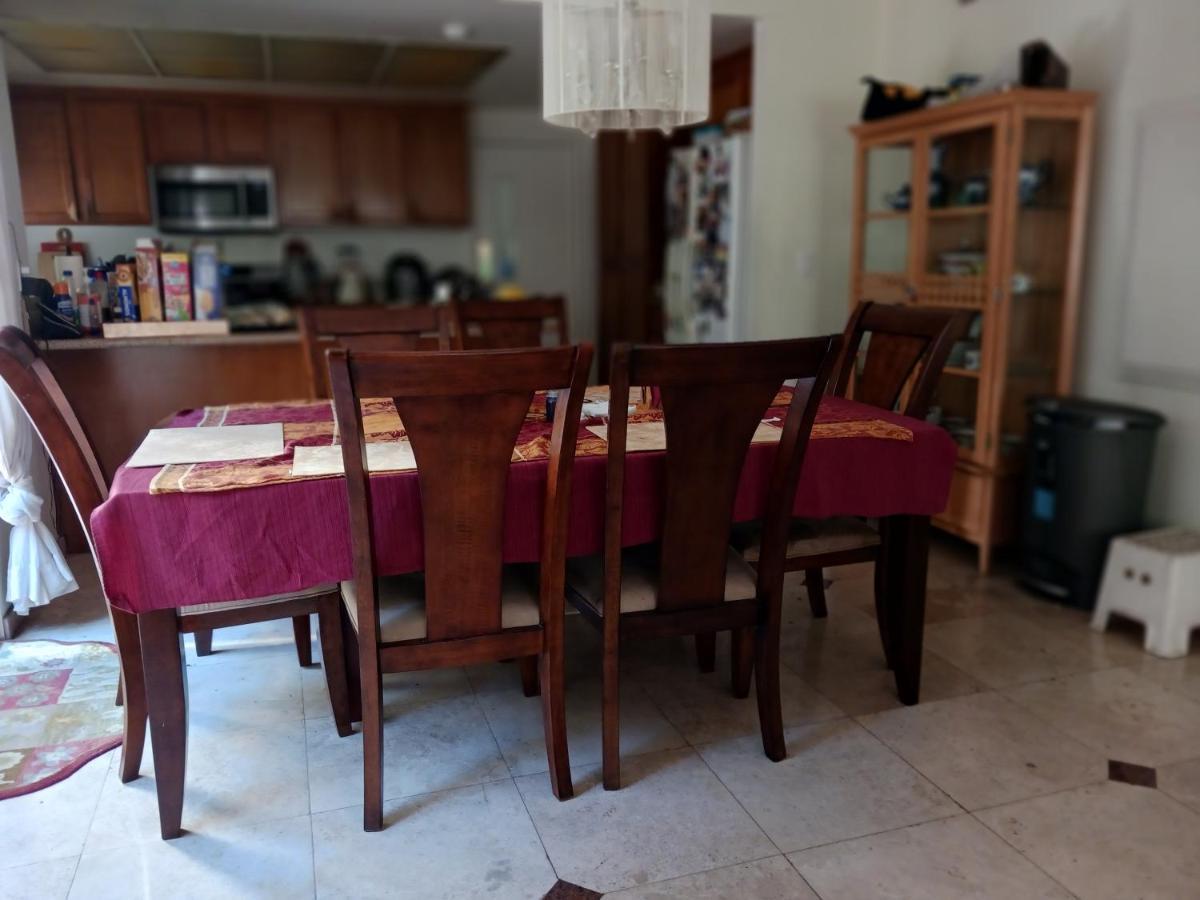 Bed And Breakfast In Hollywood Hills Λος Άντζελες Εξωτερικό φωτογραφία