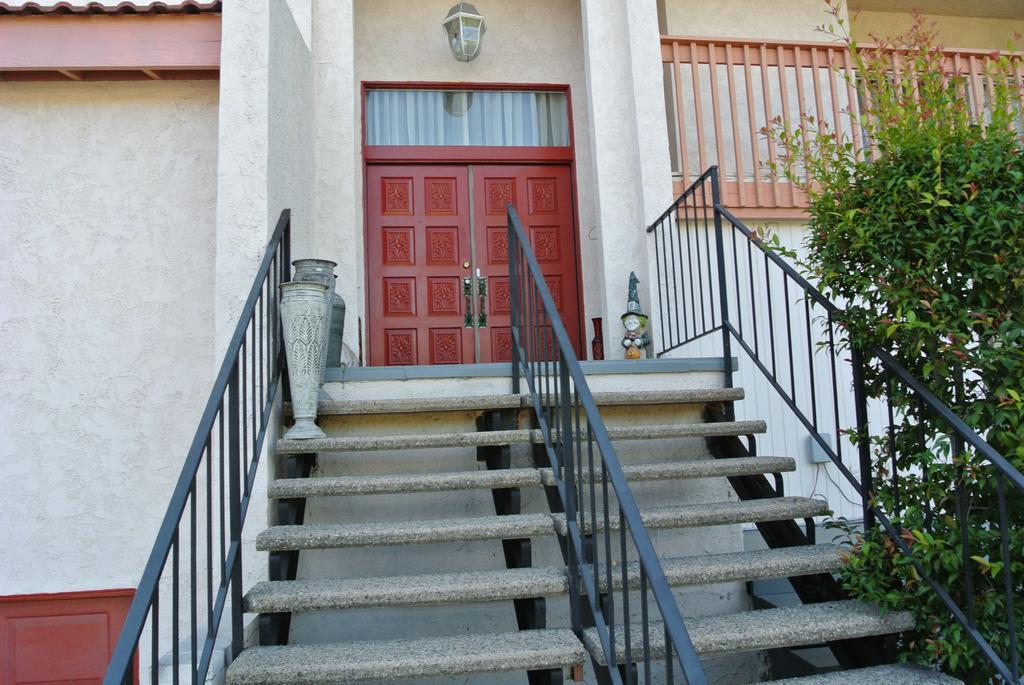 Bed And Breakfast In Hollywood Hills Λος Άντζελες Εξωτερικό φωτογραφία